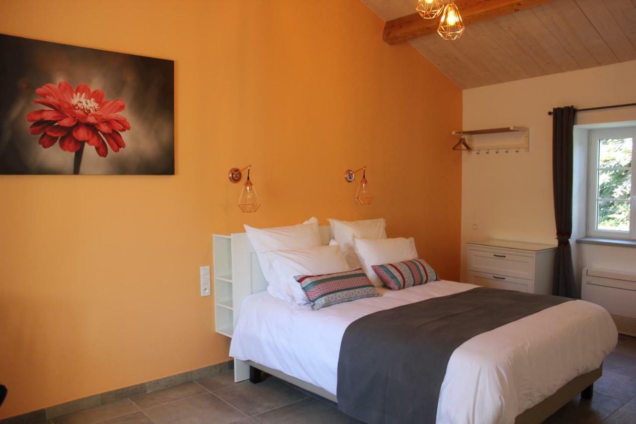 Domaine Forvent Bed & Breakfast Saint-Julien-de-Peyrolas Exterior foto