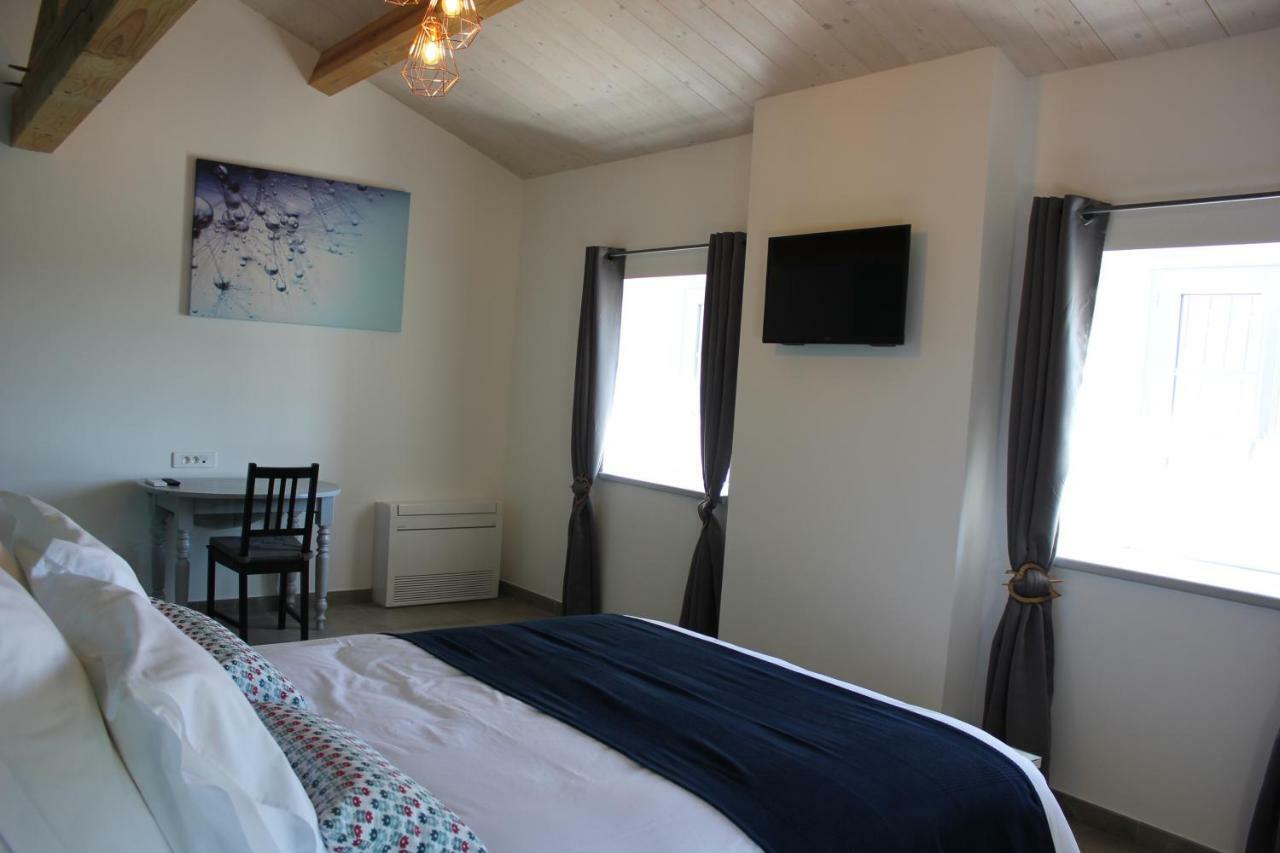 Domaine Forvent Bed & Breakfast Saint-Julien-de-Peyrolas Exterior foto