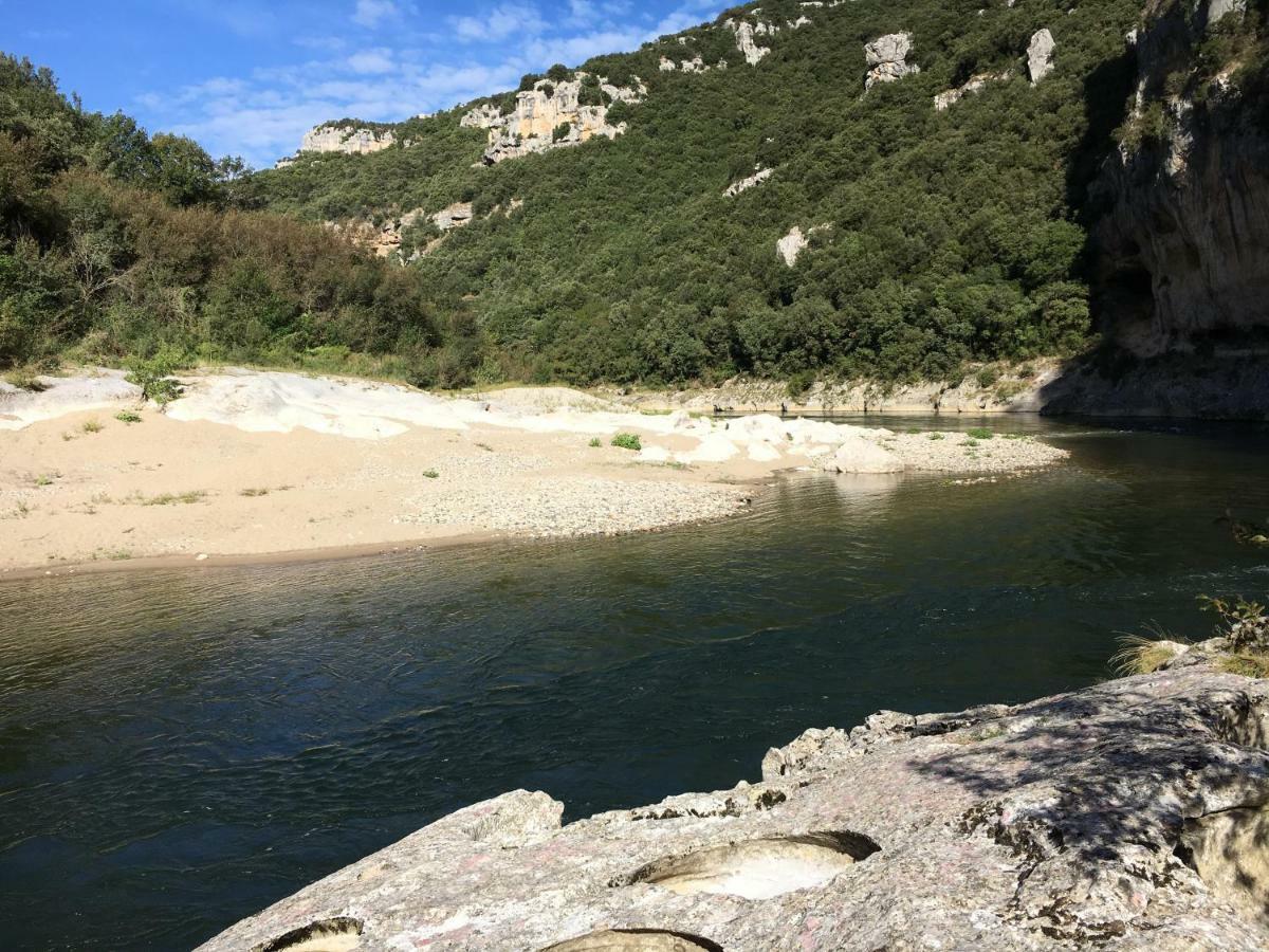 Domaine Forvent Bed & Breakfast Saint-Julien-de-Peyrolas Exterior foto