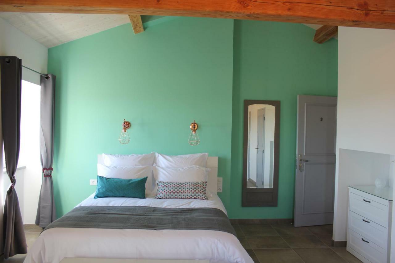 Domaine Forvent Bed & Breakfast Saint-Julien-de-Peyrolas Exterior foto